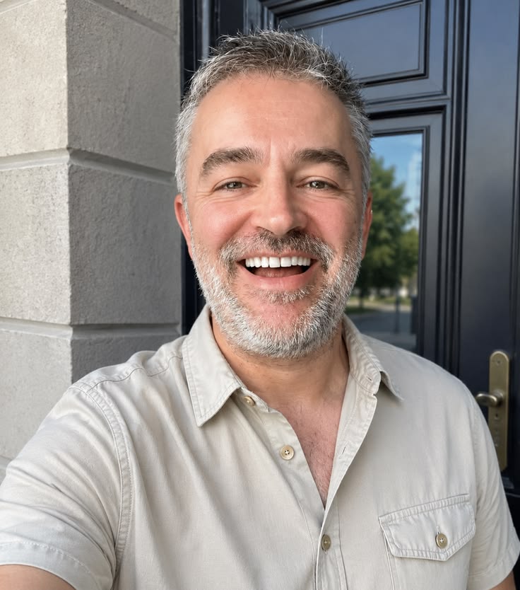 Michael R., Keo member