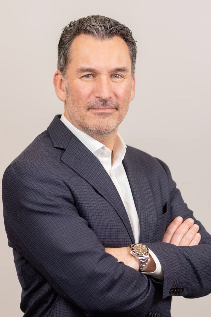 Dr. James Carter, MD